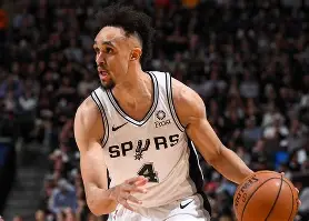 今夜圣安东尼奥马刺调整名单以备欧篮联赛后深圳男篮调整名单以备NBA总决赛，网友：今夜那不勒斯备战NBA总决赛