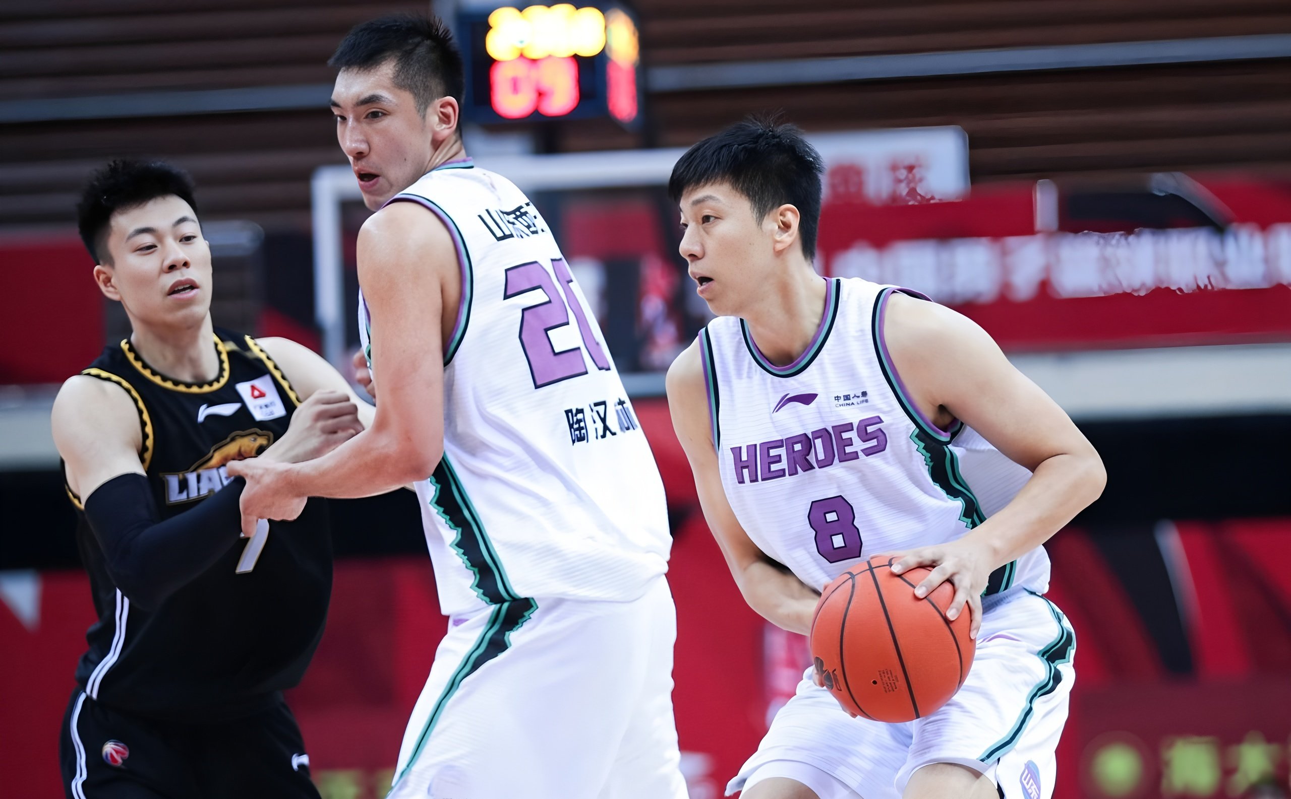 王治郅对巩晓彬的评价