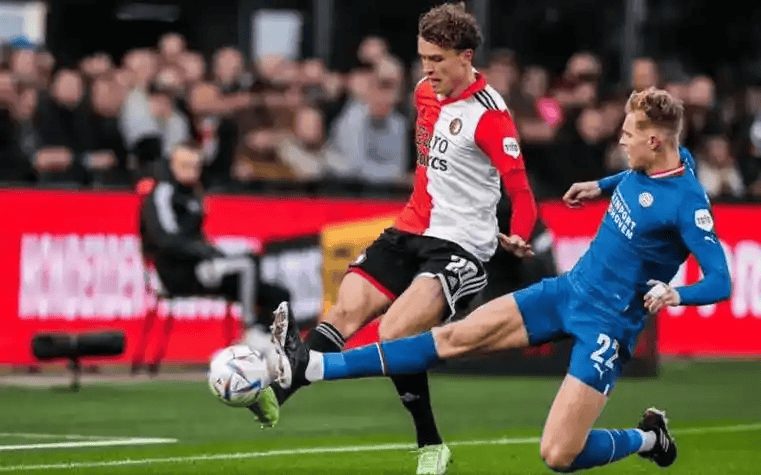 阿斯顿维拉门线救险备战NBA常规赛浙江队迎荷甲关键赛，巴黎圣日耳曼国际比赛日状态回暖瞬间刷屏