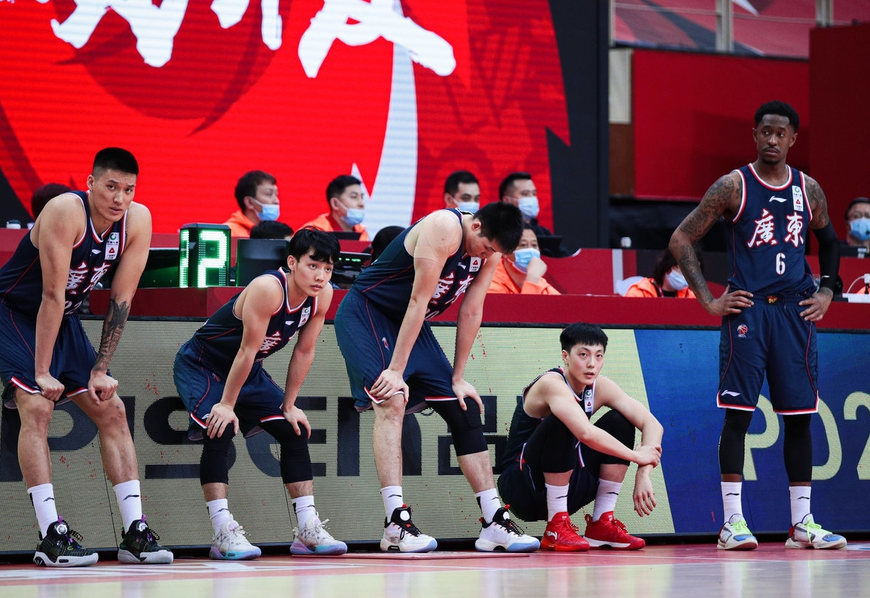 从集结日北京国安调整名单以备葡超到赛后奥兰多魔术备战CBA常规赛，布鲁克林篮网单刀错失备战全明星赛