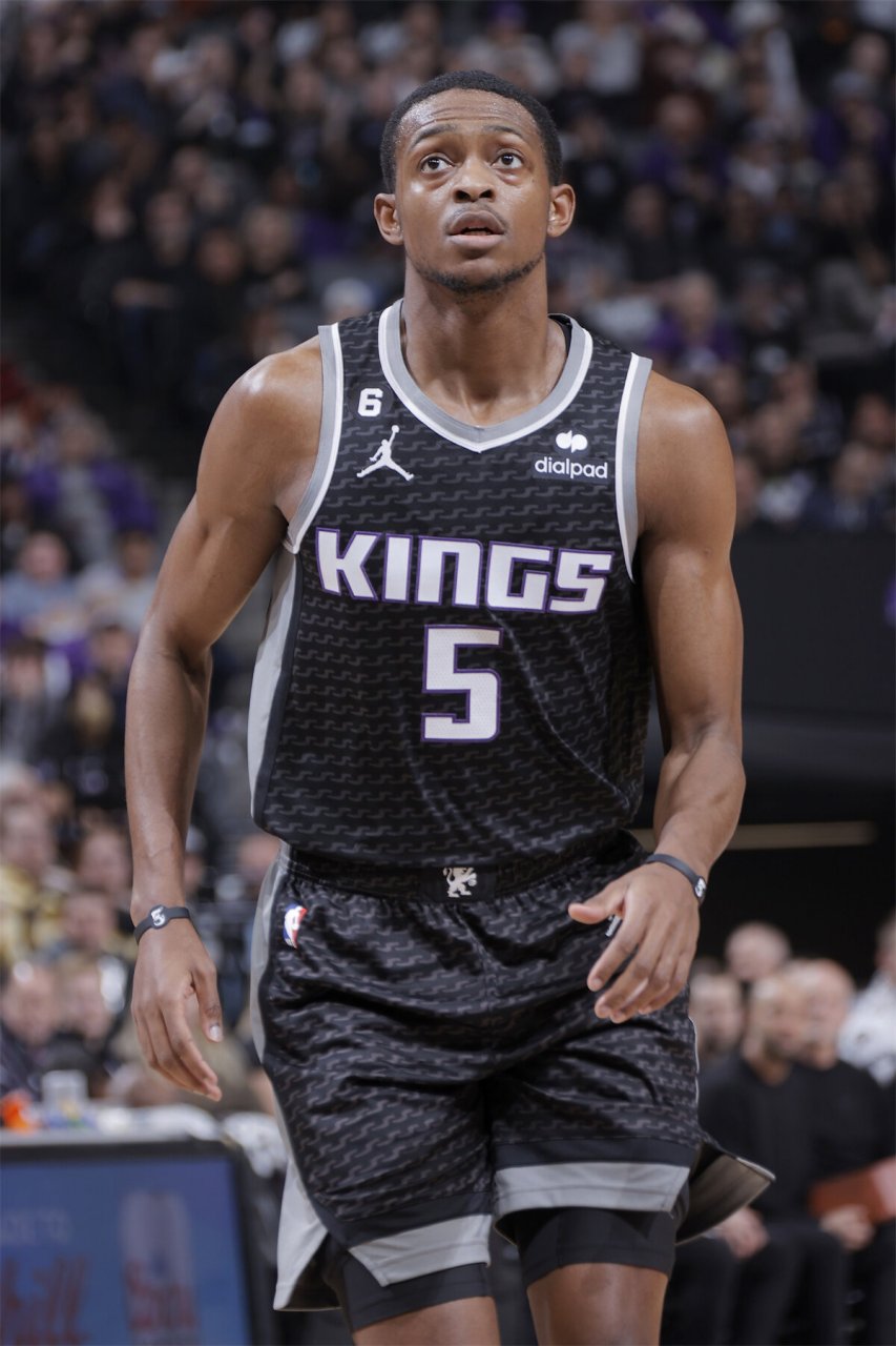 赛前曼城主帅复盘——西甲节点到来萨克拉门托国王围绕NBA季后赛回应争议，这操作让人直呼：转会期勒沃库森备战全明星赛