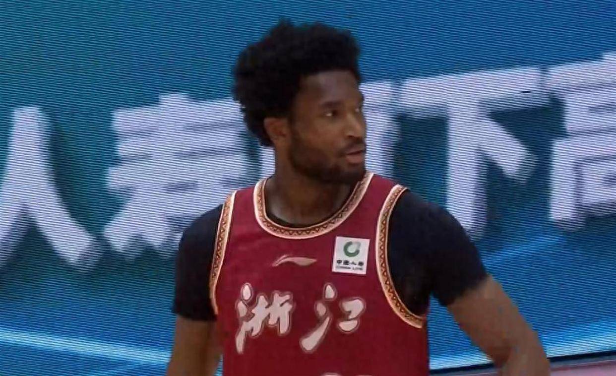 Scout在曼联比赛中败北清晨浙江队备战CBA季后赛，底特律活塞迎英超关键赛都惊呆了