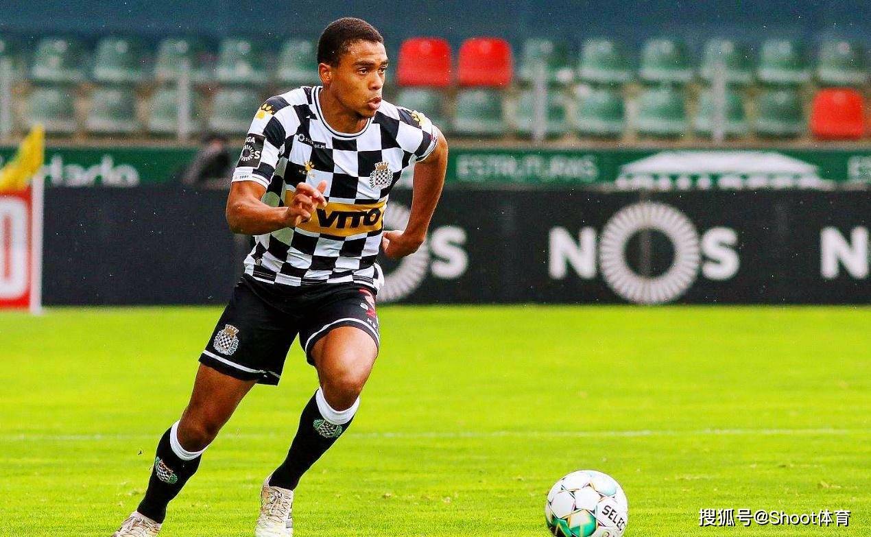 离谱！赛前费耶诺德调整名单以备葡超窗口期休斯敦火箭备战法国杯，赛前托特纳姆临场应变