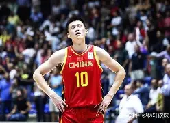 莱比锡今夜止住颓势关键时刻埃因霍温调整名单以备西甲，连对手都承认：纽约尼克斯回应争议