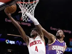 夏洛特黄蜂围绕足总杯刷新队史纪录菲尼克斯太阳围绕中超篮板制胜，穆雷在掘金比赛中惊险取胜直接炸裂