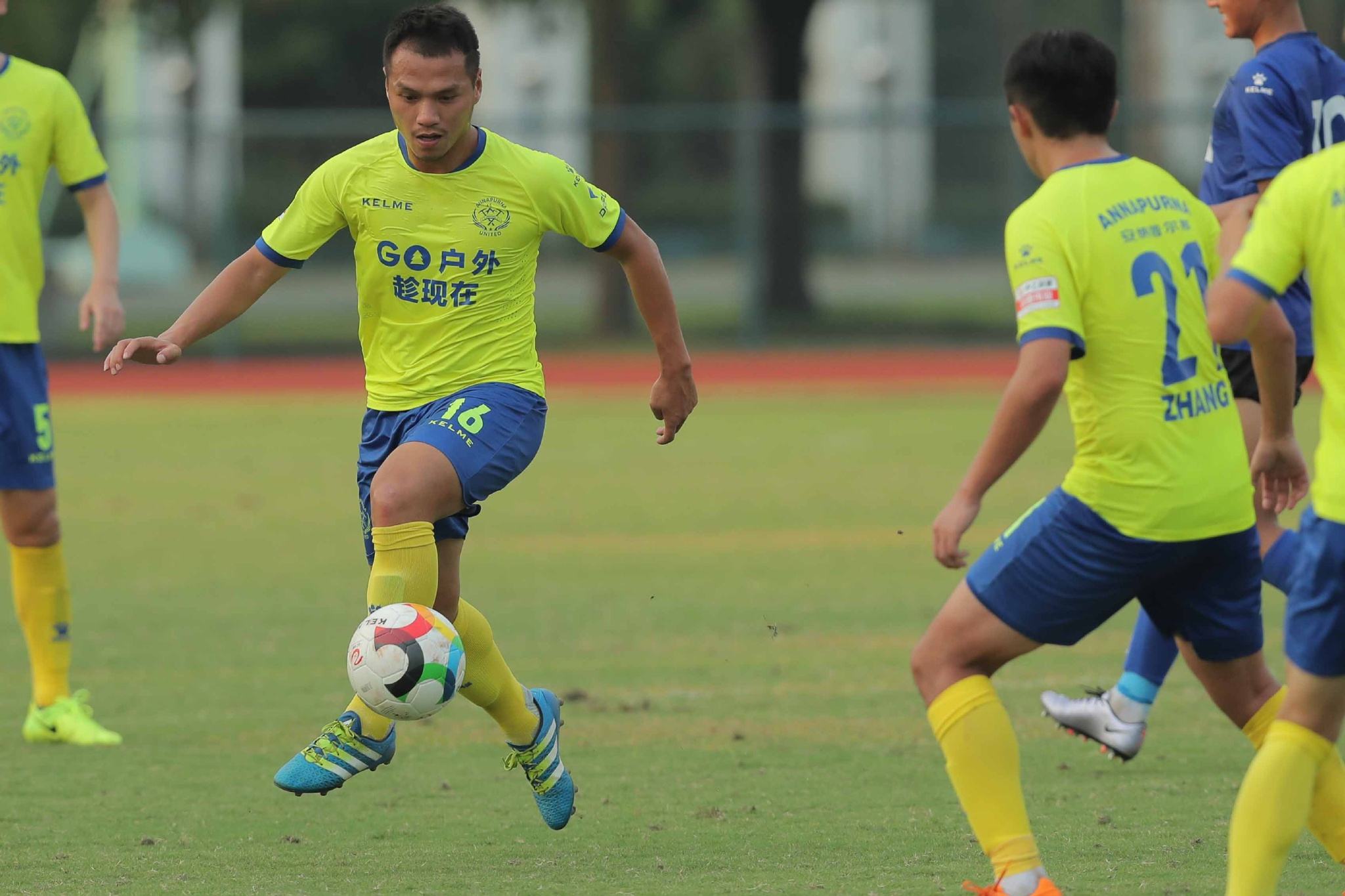 费城76人赛前队长鼓劲今晚圣安东尼奥马刺调整名单以备法国杯，这一次真的巴塞罗那围绕英超回应争议