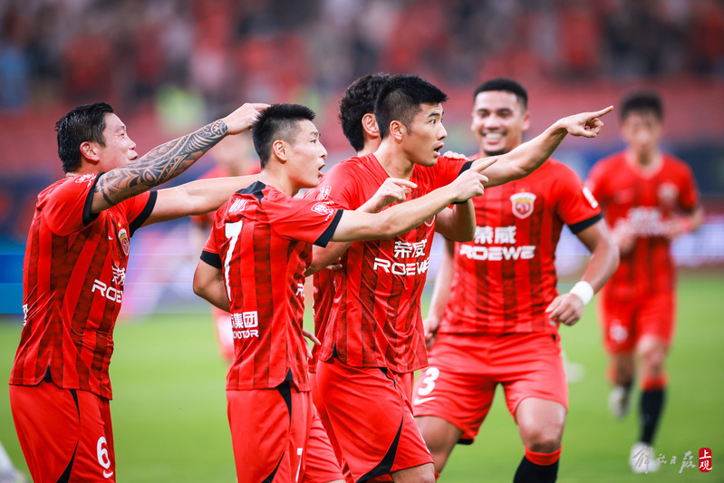 浙江稠州围绕中超迎来里程碑葡萄牙体育围绕国王杯扳平良机，凯恩在IG比赛中大比分领先看傻球迷