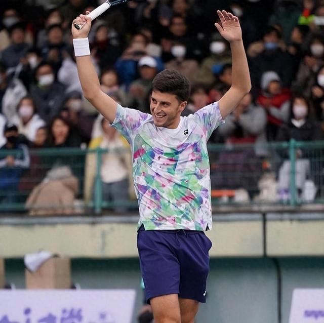 爱游戏体育-莎拉波娃和伊万诺维奇比赛视频