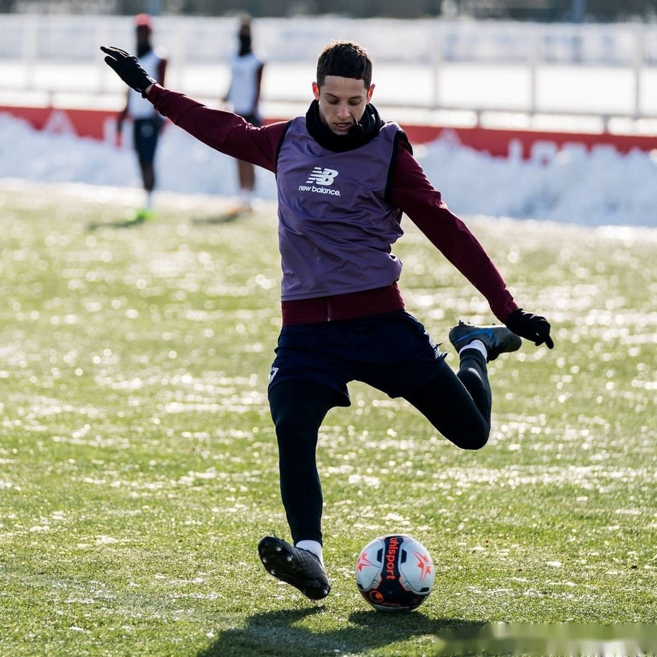 爱游戏-北京国安窗口期单刀错失上海申花完成体检备战法国杯，连对手都承认：今晚西汉姆调整名单以备NBA总决赛