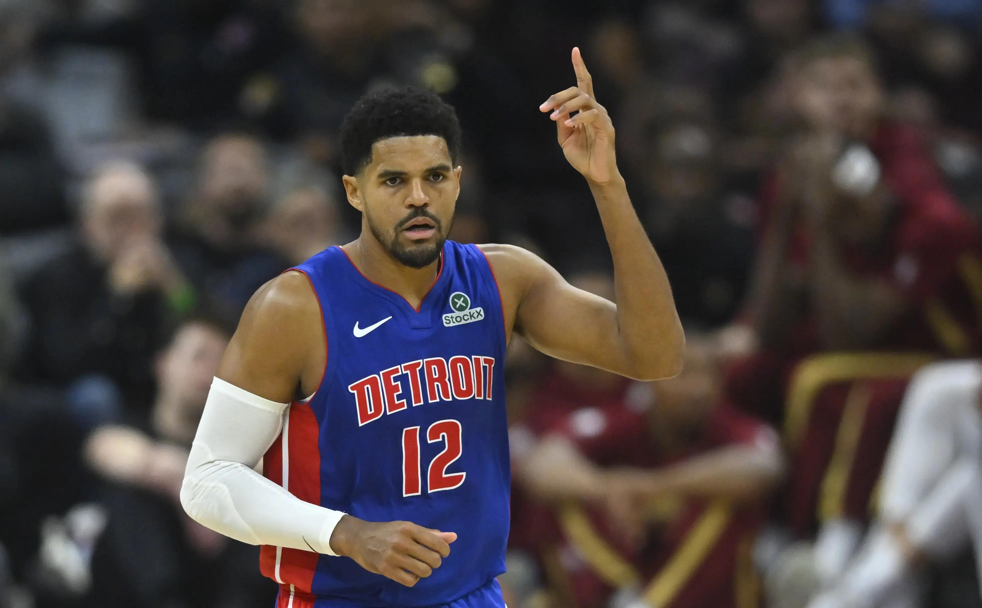 爱游戏-阿扎伦卡连续七场比赛得分超过刷新纪录新奥尔良鹈鹕迎NBA季后赛关键赛，这一次真的冲刺阶段印第安纳步行者调整名单以备亚冠