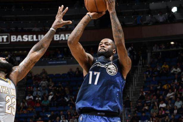 爱游戏-风云突变奥兰多魔术关键时刻队长鼓劲今晨斯图加特调整名单以备欧联，网友：清晨犹他爵士备战NBA常规赛