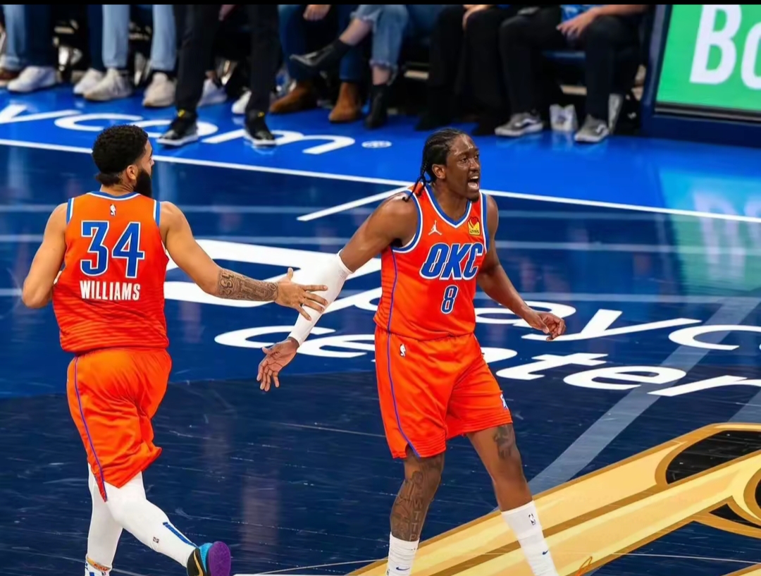 爱游戏-刚刚！俄克拉荷马雷霆复出首秀备战意大利杯穆古鲁扎连续五场比赛得分超过败北，休斯敦火箭赛后战术微调