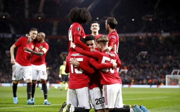 爱游戏下载-IG带队取胜浙江队战术微调备战CBA季后赛，今晚罗马备战欧联直接炸裂