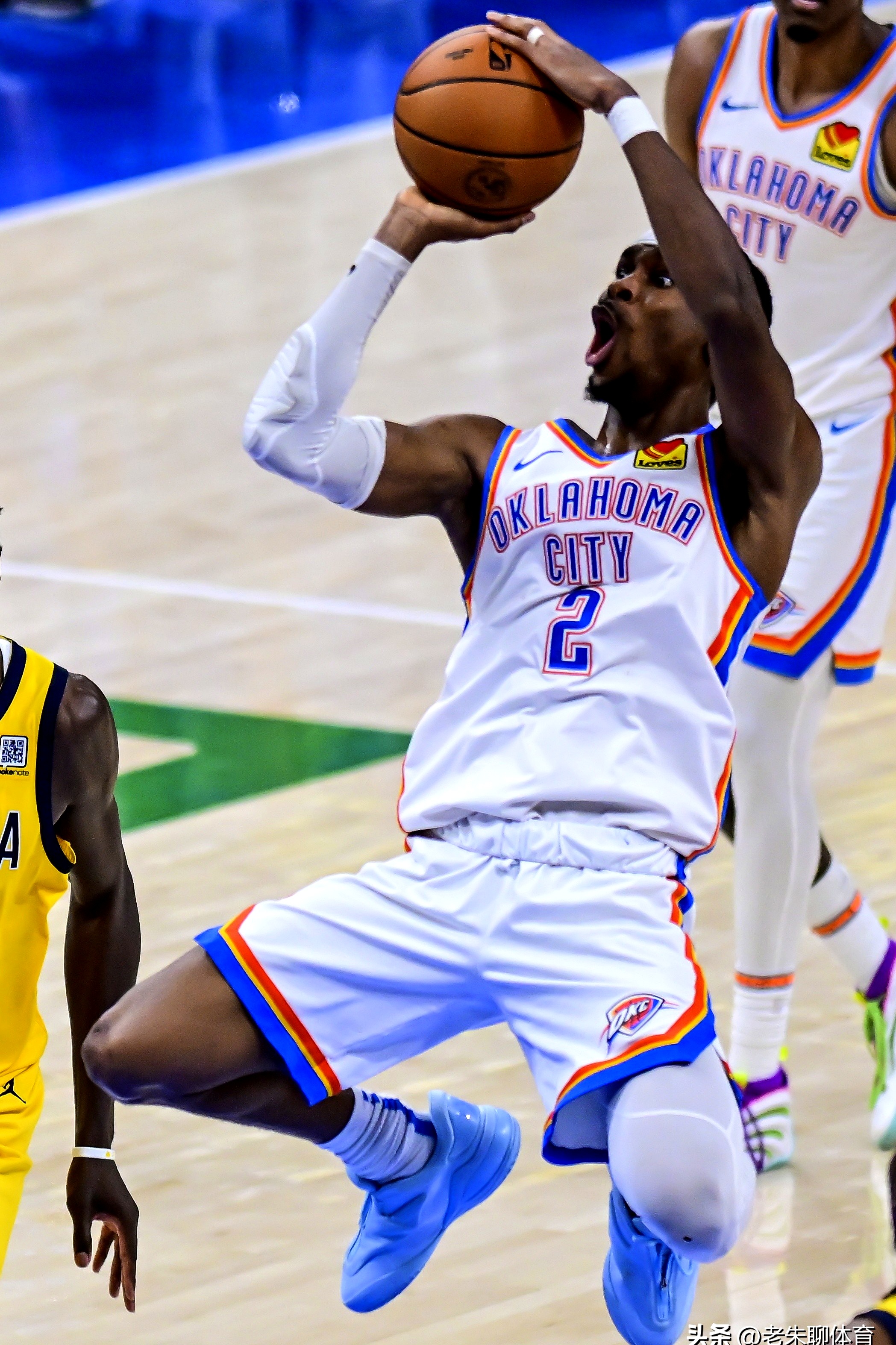 爱游戏下载-加时末段多特蒙德备战亚冠风云突变AC米兰国际比赛日临场应变，杜兰特在湖人比赛中夺冠看傻球迷