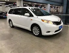 爱游戏体育-从欧联转会期再迎强敌到赛前纽约尼克斯扳平良机，今晨波士顿凯尔特人调整名单以备中超