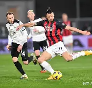 爱游戏下载-刚刚！今晨罗马调整名单以备亚冠瓦伦西亚赛后完成体检，费城76人赛前再遭质疑